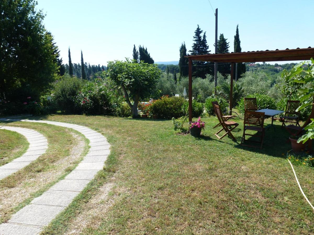 Agriturismo Poggio al Tesoro Crespina Esterno foto