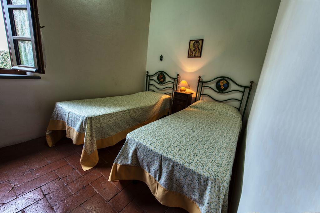 Agriturismo Poggio al Tesoro Crespina Esterno foto